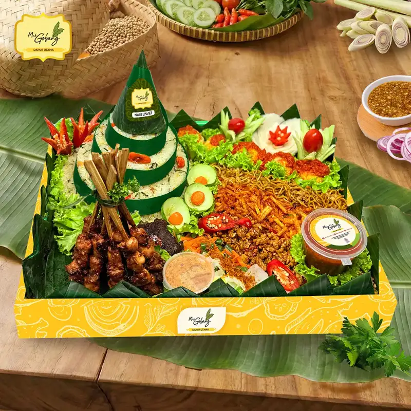 Nasi Box Sate Ayam Mak Gobang
