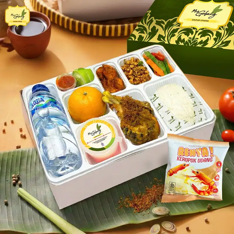 Nasi Box Ayam Goreng Sereh Mak Gobang