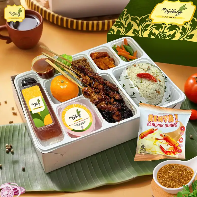 Nasi Box Sate Ayam Mak Gobang